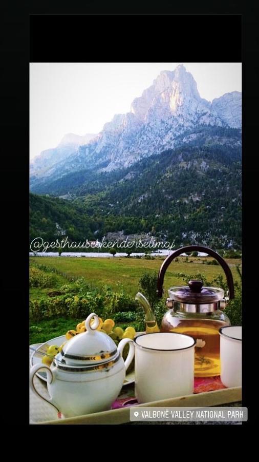Guesthouse Skender Selimaj Valbone Buitenkant foto
